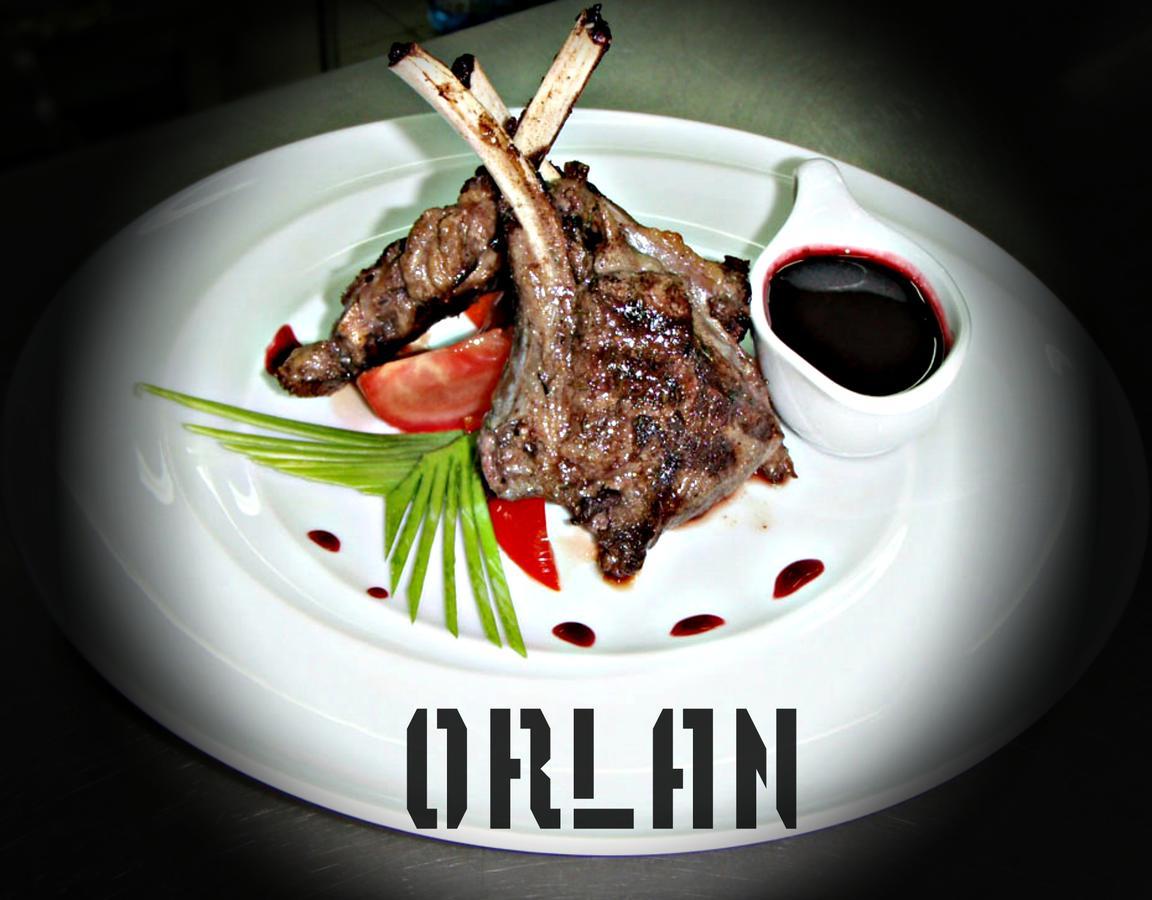 Apart-Hotel Orlan Mykuljtsjin Eksteriør bilde