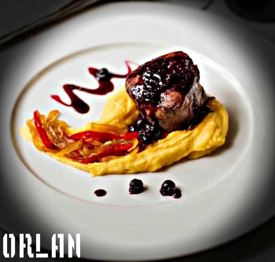 Apart-Hotel Orlan Mykuljtsjin Eksteriør bilde